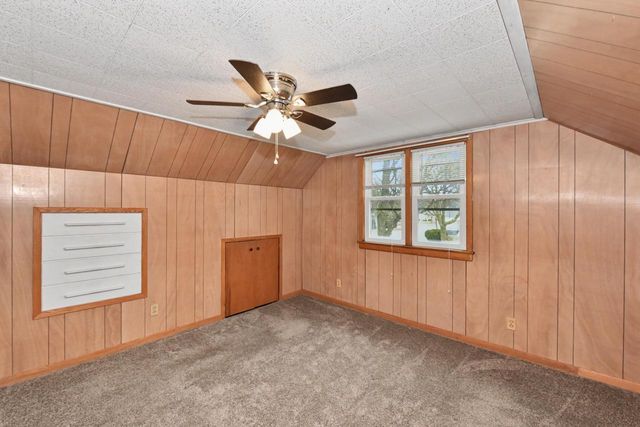 2348 S 84th STREET, West Allis, WI 53227