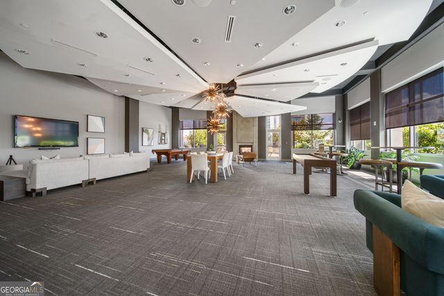250 Pharr Road NE 412, Atlanta, GA 30305