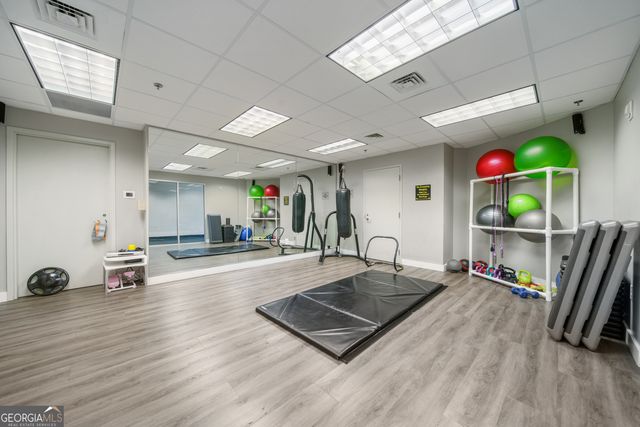 250 Pharr Road NE 412, Atlanta, GA 30305