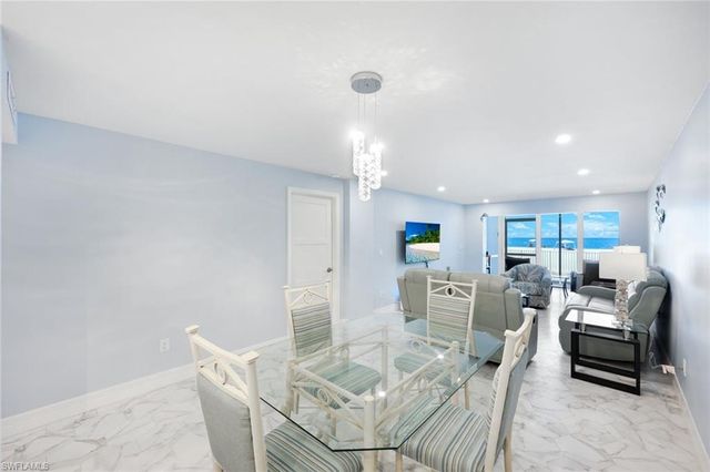 26000 Hickory BLVD # 105, Bonita Springs, FL 34134