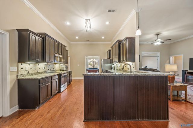 104 Harbor Glen Drive SW, Madison, AL 35756