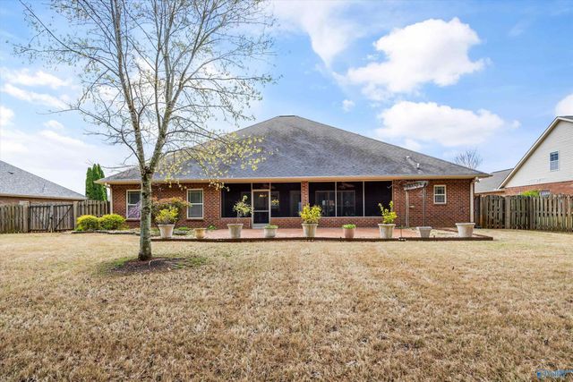 104 Harbor Glen Drive SW, Madison, AL 35756