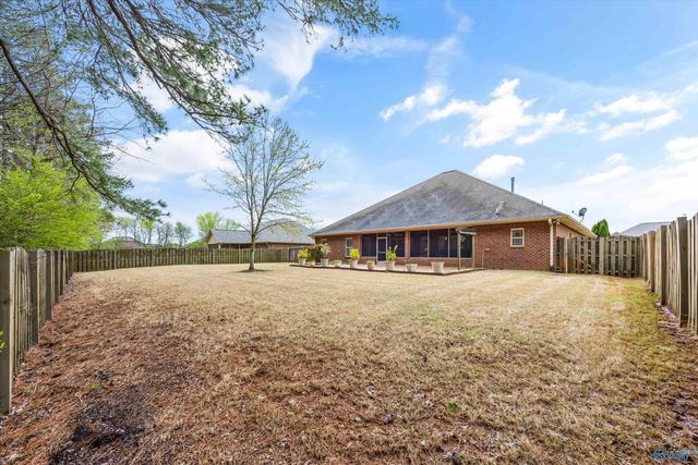 104 Harbor Glen Drive SW, Madison, AL 35756