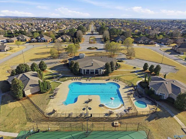 104 Harbor Glen Drive SW, Madison, AL 35756