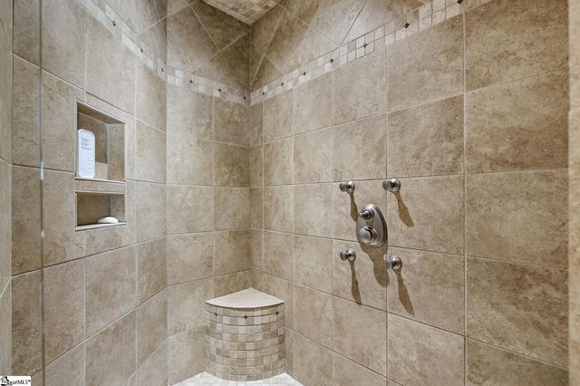 205 Whitworth Way, Simpsonville, SC 29681