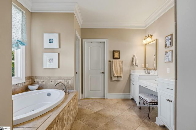 205 Whitworth Way, Simpsonville, SC 29681