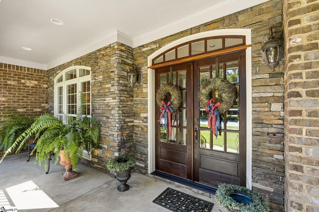 205 Whitworth Way, Simpsonville, SC 29681