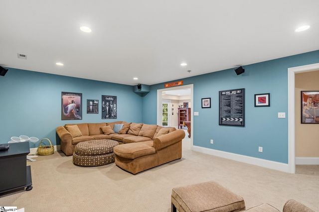 205 Whitworth Way, Simpsonville, SC 29681