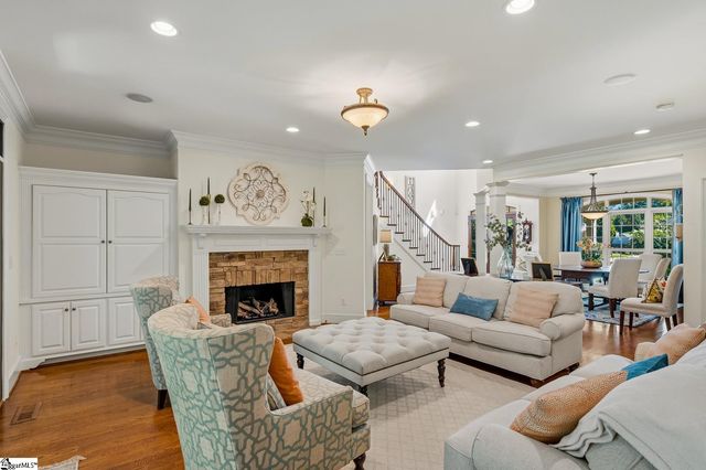 205 Whitworth Way, Simpsonville, SC 29681