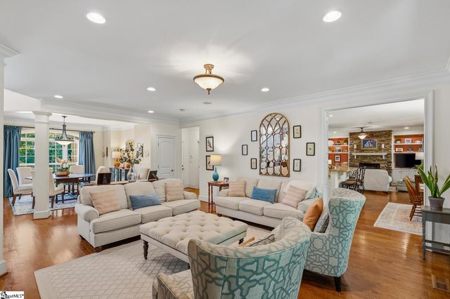 205 Whitworth Way, Simpsonville, SC 29681