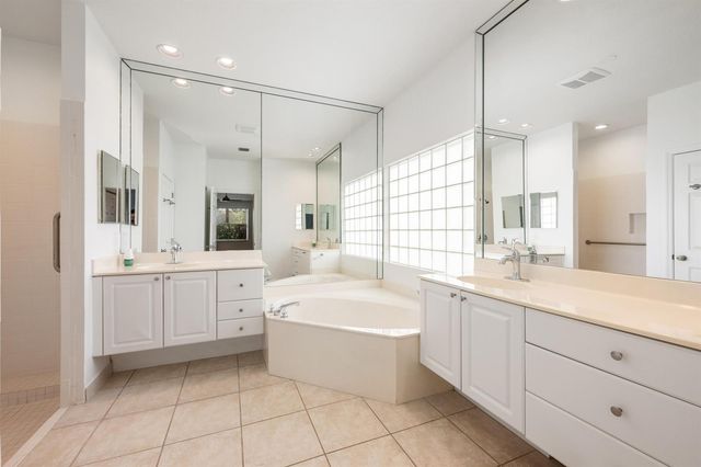 13850 Vía Vittoria, Delray Beach, FL 33446