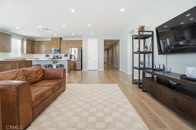 322 Mistyblue Court, Hemet, CA 92543