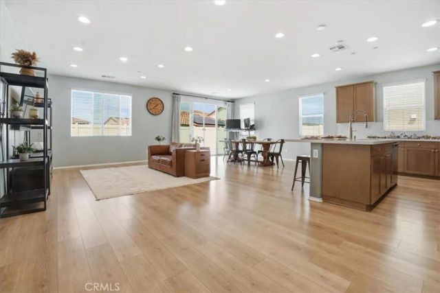 322 Mistyblue Court, Hemet, CA 92543