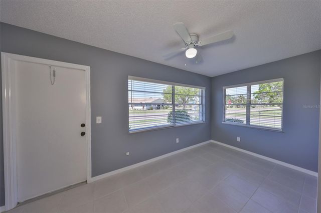 124 GLOUCESTER BOULEVARD 355J, Sun City Center, FL 33573