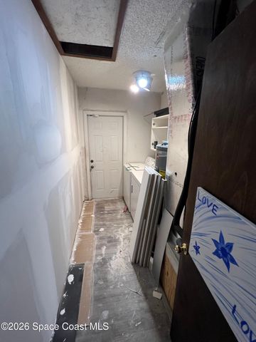 1515 Hamilton Avenue SW, Palm Bay, FL 32908