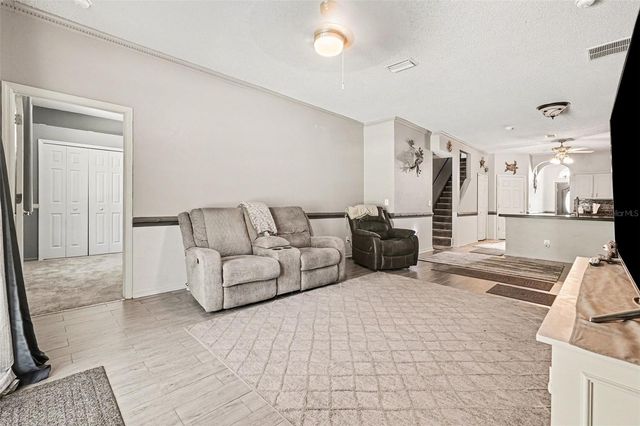 10212 GRANT CREEK DRIVE, Tampa, FL 33647