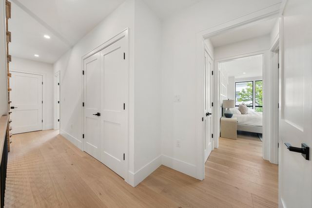 421 E. 6th St TH1, Boston, MA 02127