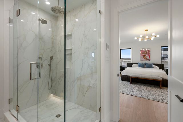 421 E. 6th St TH1, Boston, MA 02127