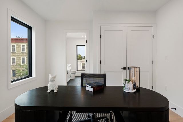 421 E. 6th St TH1, Boston, MA 02127