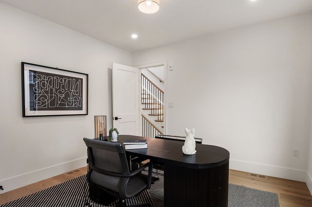 421 E. 6th St TH1, Boston, MA 02127