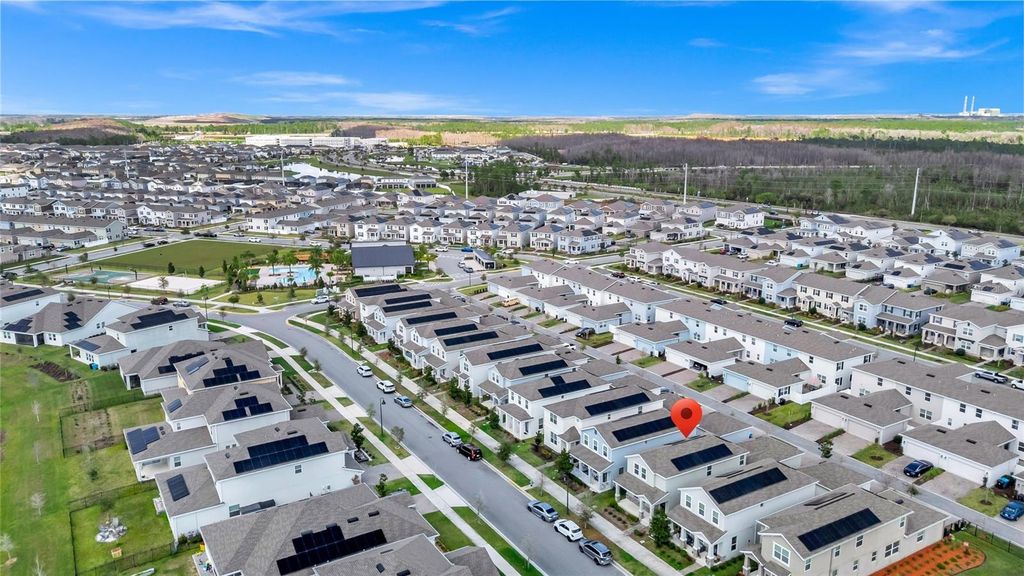 Image 41 of property listing at 9971 INTRODUCTION WAY, Orlando, FL 32832