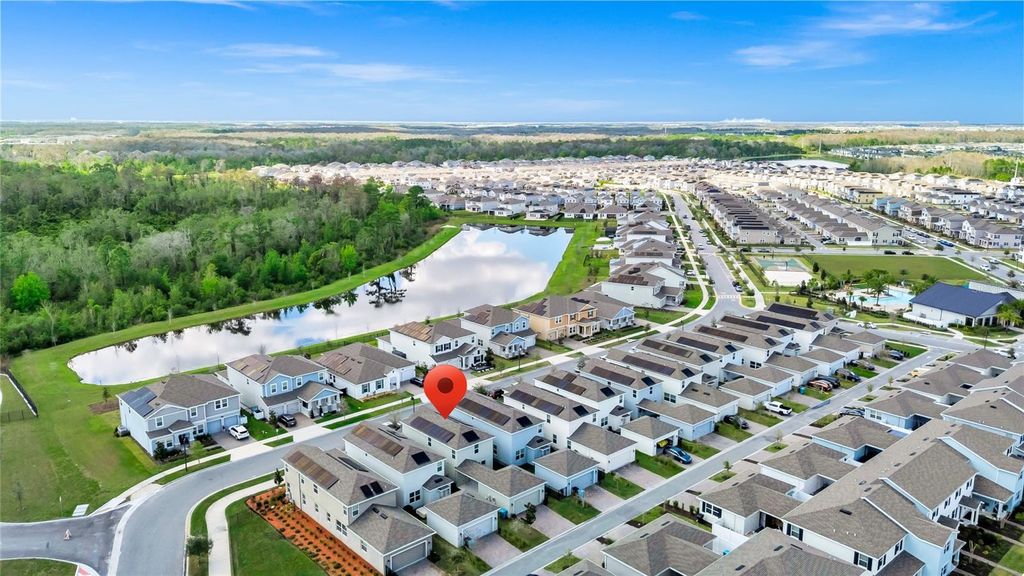 Image 43 of property listing at 9971 INTRODUCTION WAY, Orlando, FL 32832