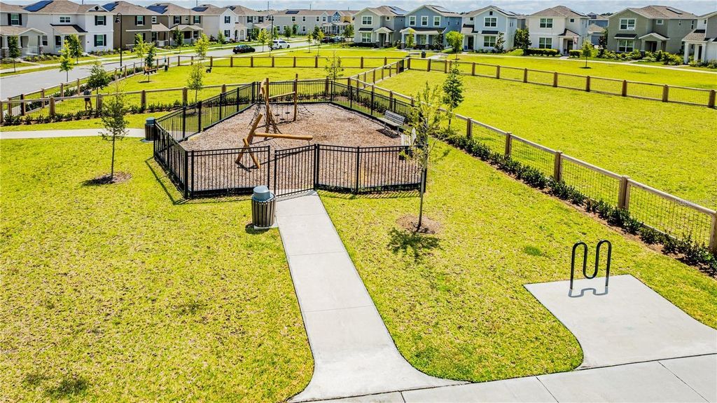 Image 55 of property listing at 9971 INTRODUCTION WAY, Orlando, FL 32832