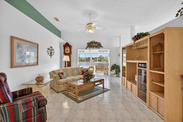 5936 Alexandria Circle, Fort Pierce, FL 34982