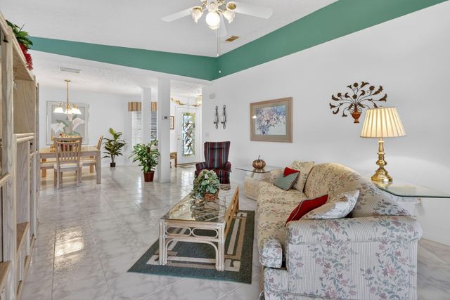 5936 Alexandria Circle, Fort Pierce, FL 34982