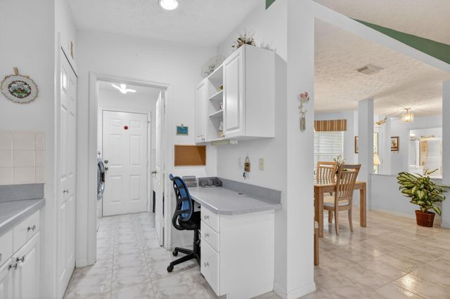 5936 Alexandria Circle, Fort Pierce, FL 34982