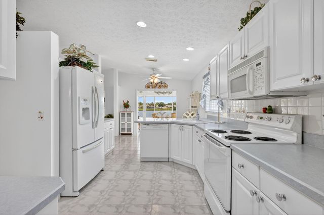 5936 Alexandria Circle, Fort Pierce, FL 34982