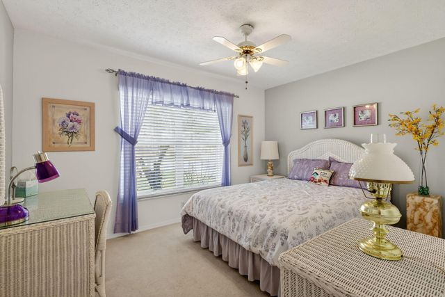 5936 Alexandria Circle, Fort Pierce, FL 34982