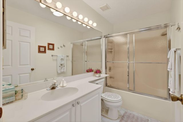 5936 Alexandria Circle, Fort Pierce, FL 34982