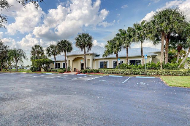 5936 Alexandria Circle, Fort Pierce, FL 34982