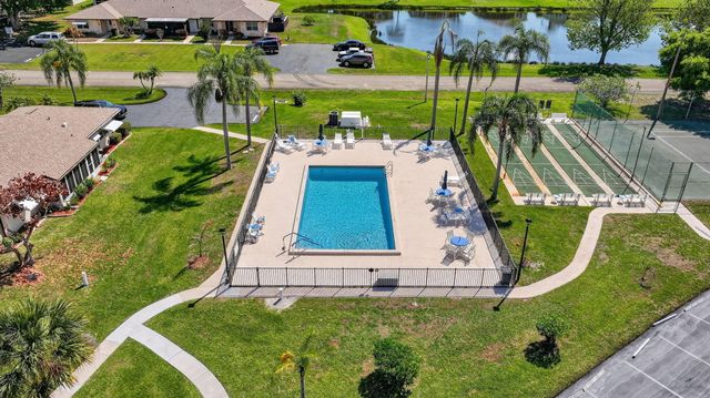 5936 Alexandria Circle, Fort Pierce, FL 34982