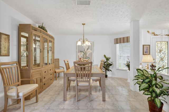 5936 Alexandria Circle, Fort Pierce, FL 34982