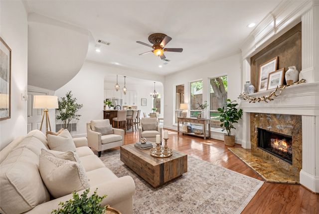 820 Glen Garry Drive, Flower Mound, TX 75022