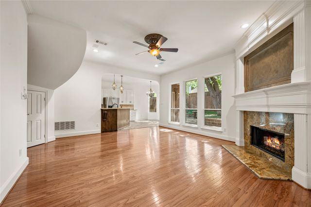 820 Glen Garry Drive, Flower Mound, TX 75022