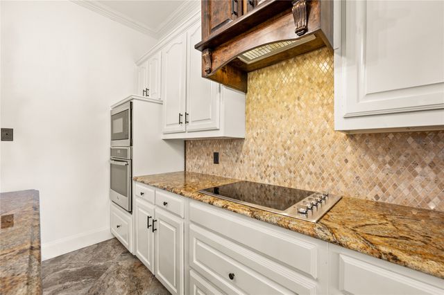 820 Glen Garry Drive, Flower Mound, TX 75022