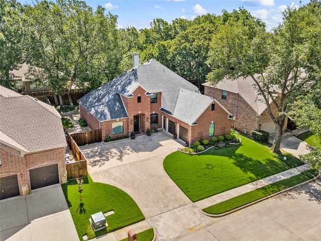 820 Glen Garry Drive, Flower Mound, TX 75022