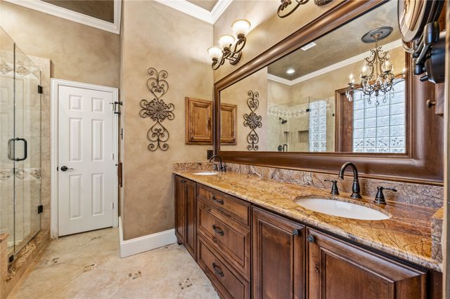 820 Glen Garry Drive, Flower Mound, TX 75022