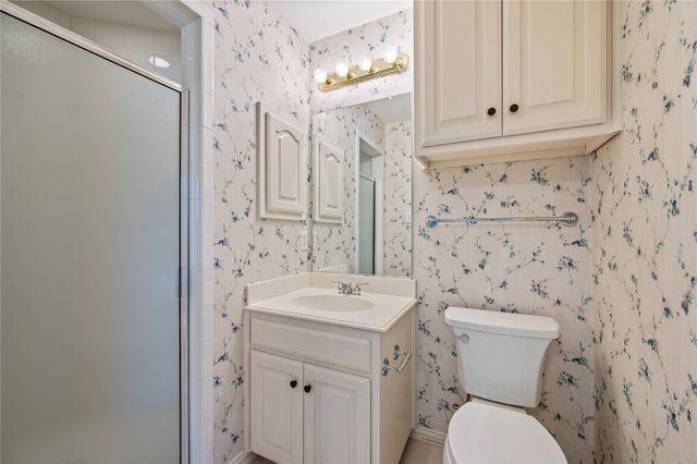 820 Glen Garry Drive, Flower Mound, TX 75022