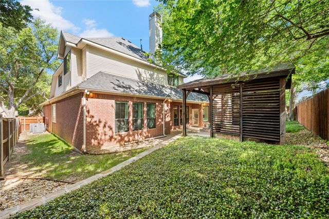 820 Glen Garry Drive, Flower Mound, TX 75022