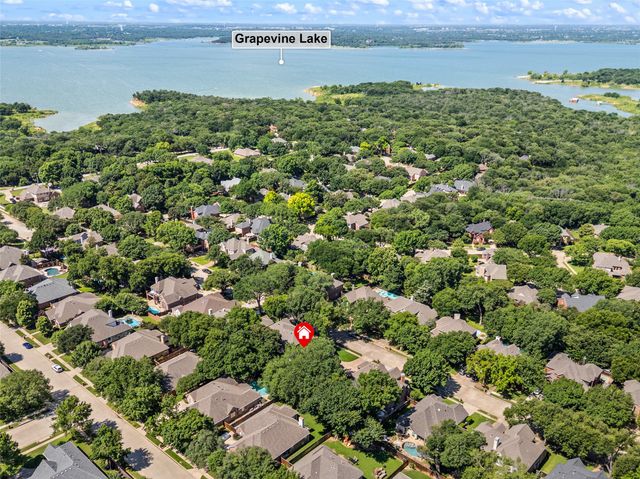 820 Glen Garry Drive, Flower Mound, TX 75022