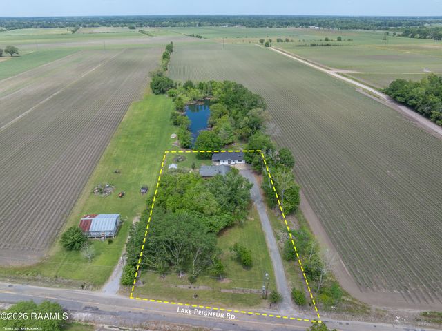 6712 Lake Peigneur Road, New Iberia, LA 70560