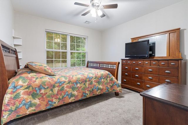 803 Katie Lane, Siloam Springs, AR 72761