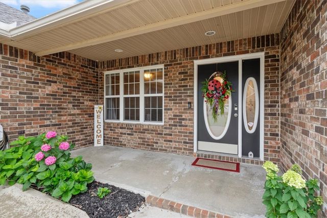 803 Katie Lane, Siloam Springs, AR 72761