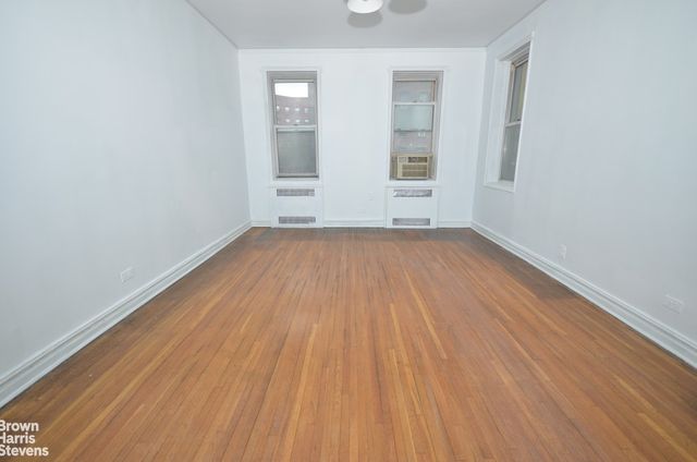 11811 84th Ave Apt 412, New York City, NY 11415