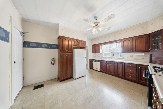 54 Ogden Street, Middletown, NY 10940