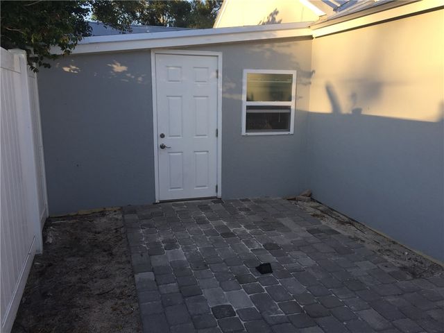 1809 21st Avenue, Vero Beach, FL 32960